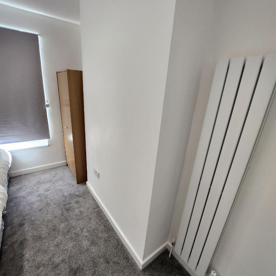 Comfy Diamond Ensuite Room Maidstone With Free Parking And Speedy Wifi Buitenkant foto